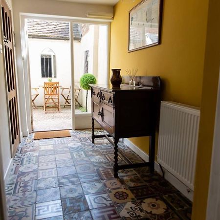 Pass The Keys Magical Period House In The Heart Of Ludlow Extérieur photo