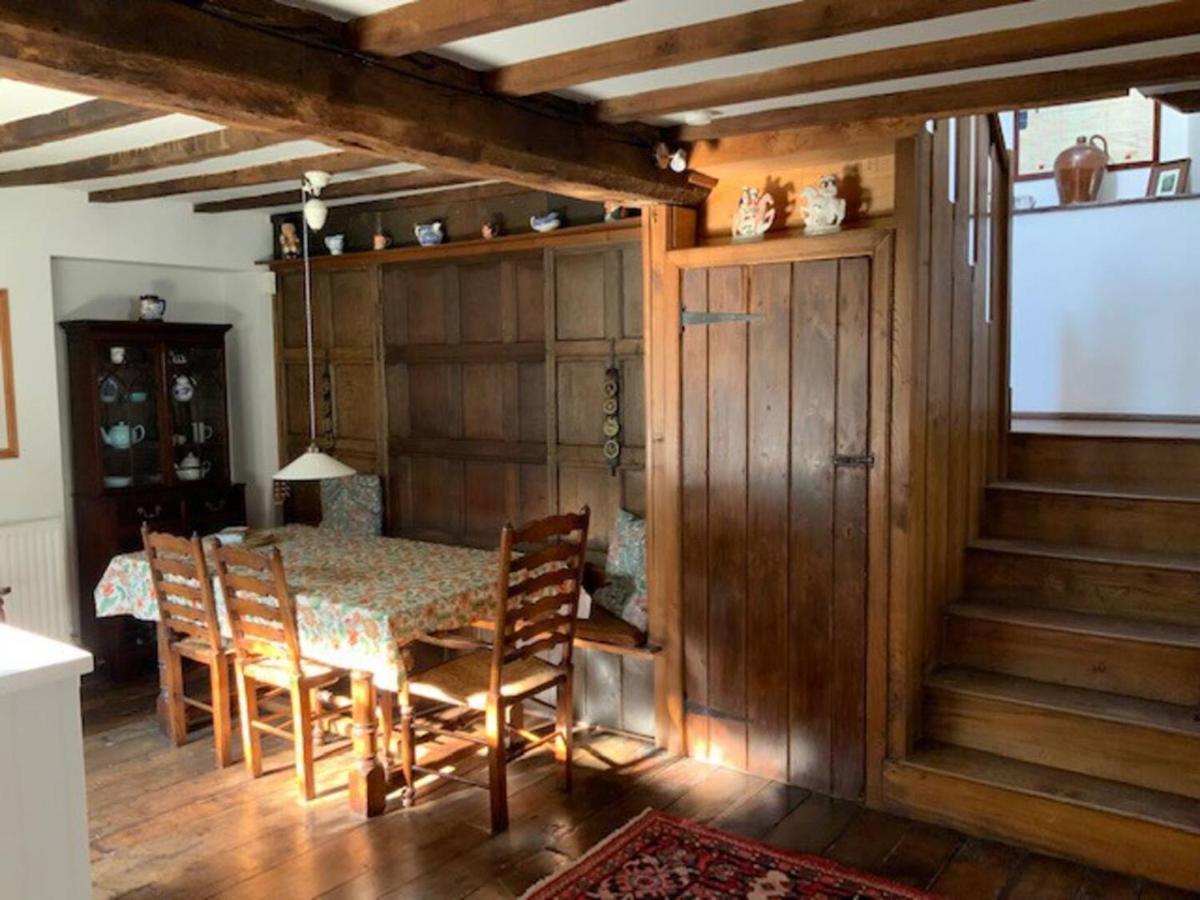 Pass The Keys Magical Period House In The Heart Of Ludlow Extérieur photo