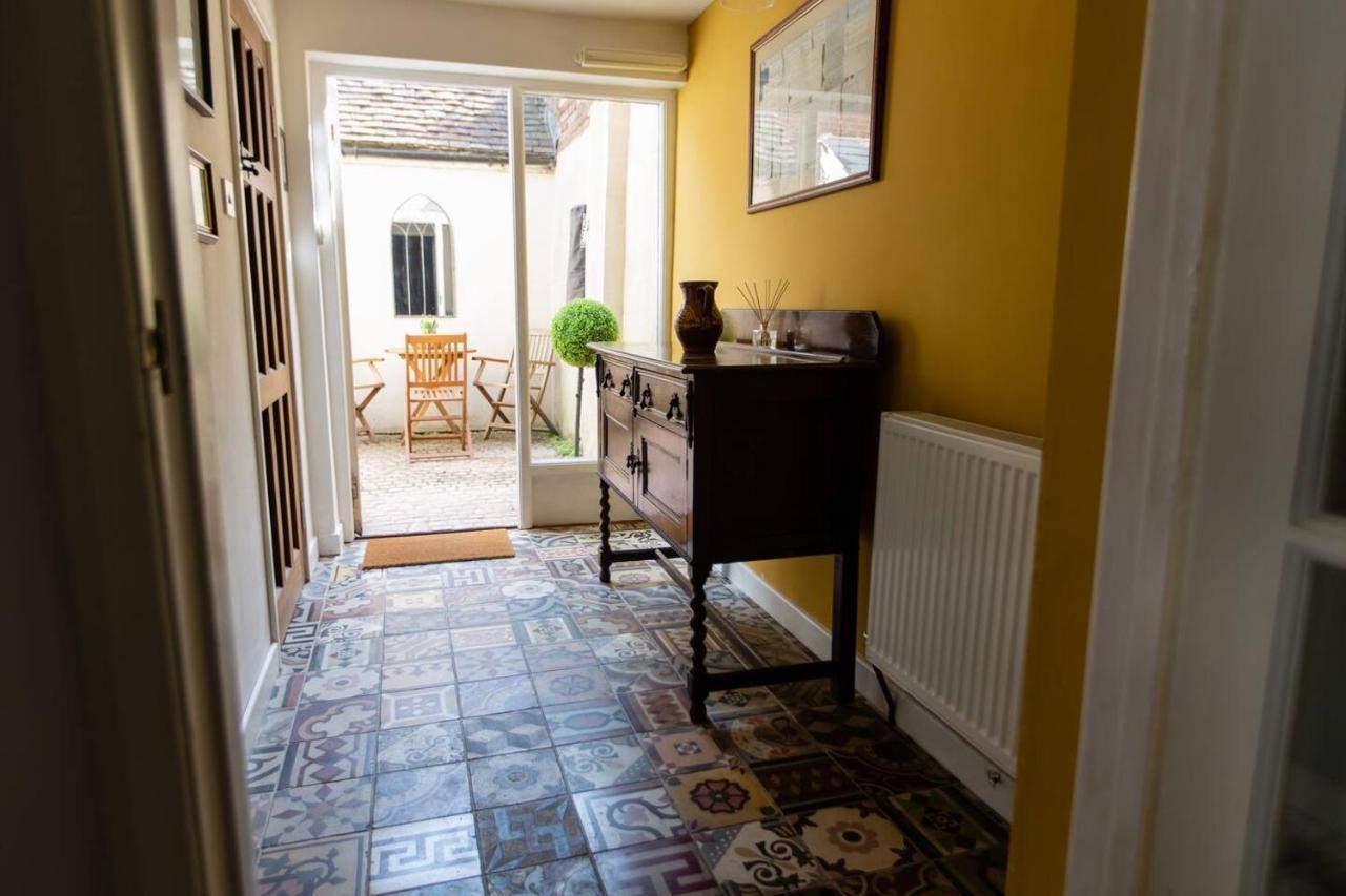 Pass The Keys Magical Period House In The Heart Of Ludlow Extérieur photo